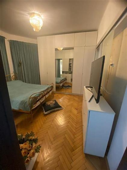 Garsoniera mobilata si utilata modern, parter inalt,Piata Romana