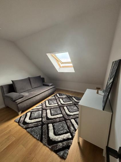 Apartament cu 3 camere, 60 mp, terasa, zona Cetatii