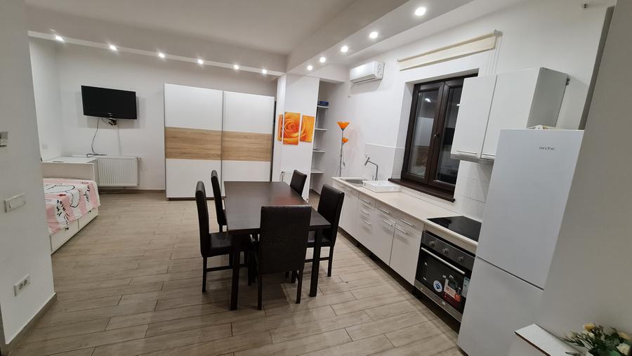 SUPERBA GARS. MODERNA, ZONA LUJERULUI, CRANGASI