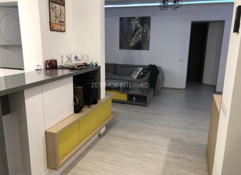 2 camere Piata Alba Iulia - rond