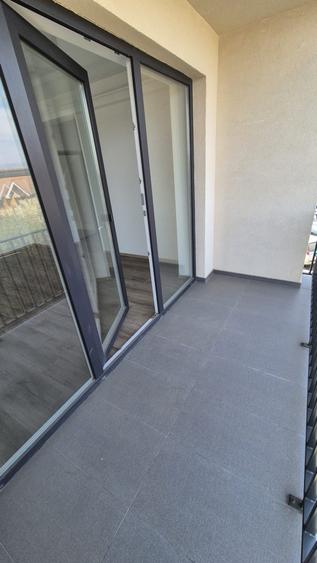Apartament cu o camera, vedere în față, ultracentral, etaj 3