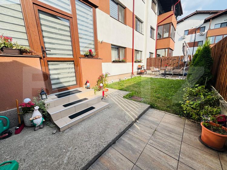 Apartament 3 camere | Curte proprie + parcare | Sânpetru