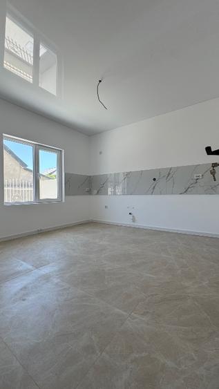 Vand Casa P+1 tip duplex 4 camere 2 bai