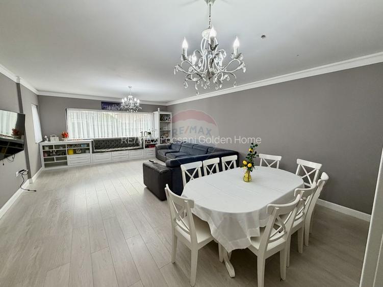 Casă / Vilă cu 5 camere de vânzare în zona Exterior Vest - 6