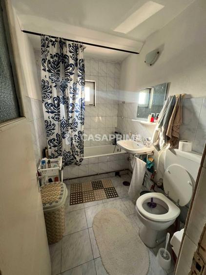 Apartament 3 camere decomandat, Nicolina, etaj 3