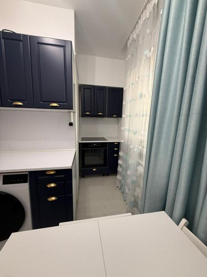 Apartament 3 camere, circular, 65 mp, ac, balcon, boxa, Calea Floreasca