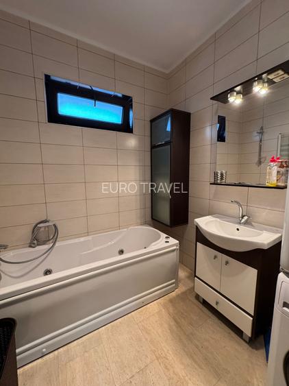 Apartament de lux - prima inchiriere - 50mp de plaja - CENTRU - mobilat, utilat - 18