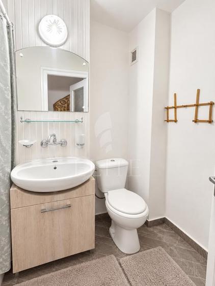 Apartament 3 camere în zona COMPLEX BIG