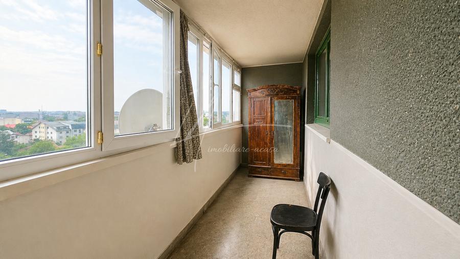 Cel mai urat apartament din Bucurestii Noi. Fa-l tu frumos!