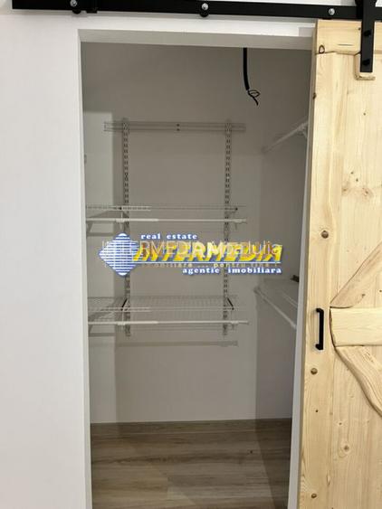 Apartament cu 3 camere Bloc NOU CENTRU Scara Interioara Mobilat Utilat Parcare - 3