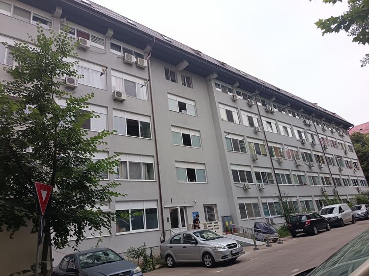 3 camere/ Aparatorii Patriei/duplex/renovat/ mobilat