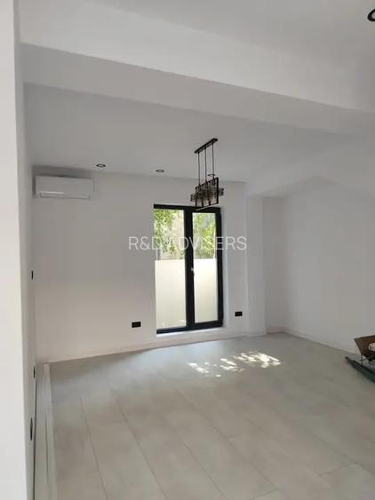 Apartament 2 Camere Otopeni | In Vila | Parter | Gradina 65 mp - 9
