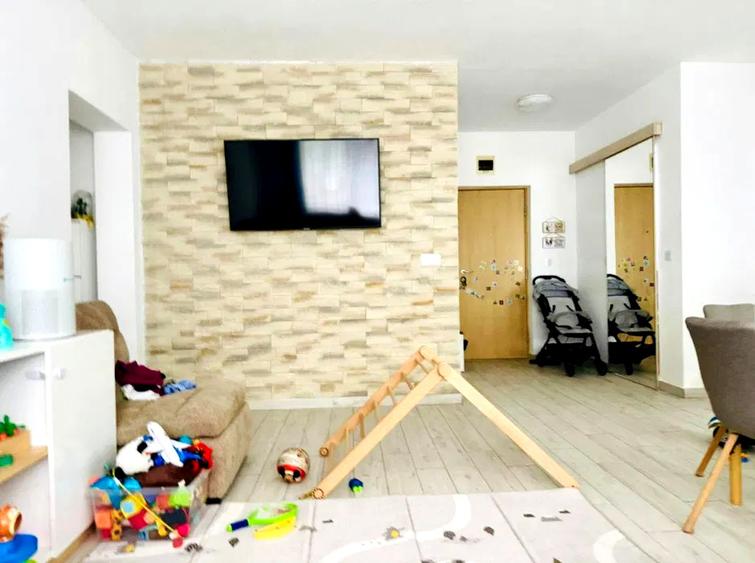 Apartament 3 camere , 70 mp , zona Bmw / Vivo