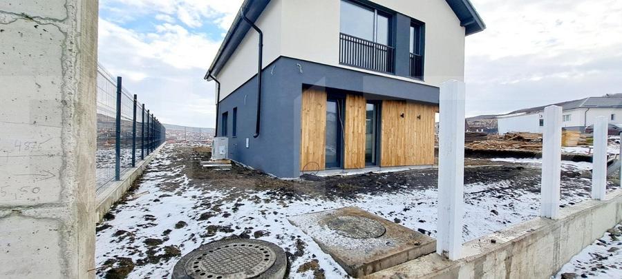 Casa unifamiliala cu pompa de caldura si panouri fotovoltaice,Chinteni