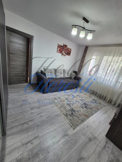 Apartament cu 3 camere , 61 mp, zona Manastur