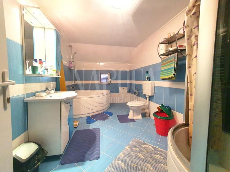 Casa 5 camere de vanzare in Nufarul Oradea, Oradea