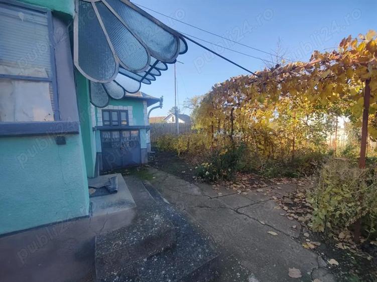 Casă de vânzare în comuna Perișor, județul Dolj