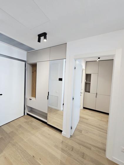 Prima inchiriere / Studio dublu Up-site