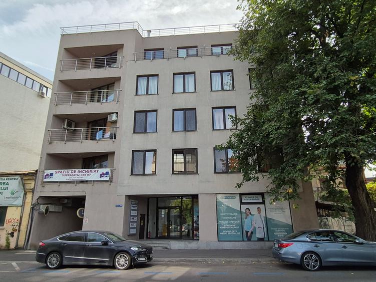 Inchiriere birouri zona Polona, 334-668 mp, comision 0%
