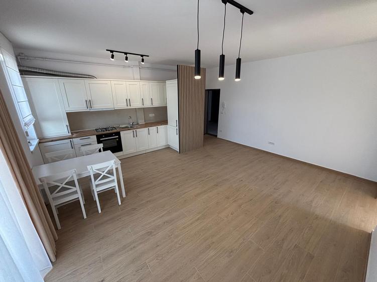 Apartament 2 camere, langa Shopping City, etaj 3, bloc cu lift, parcare.