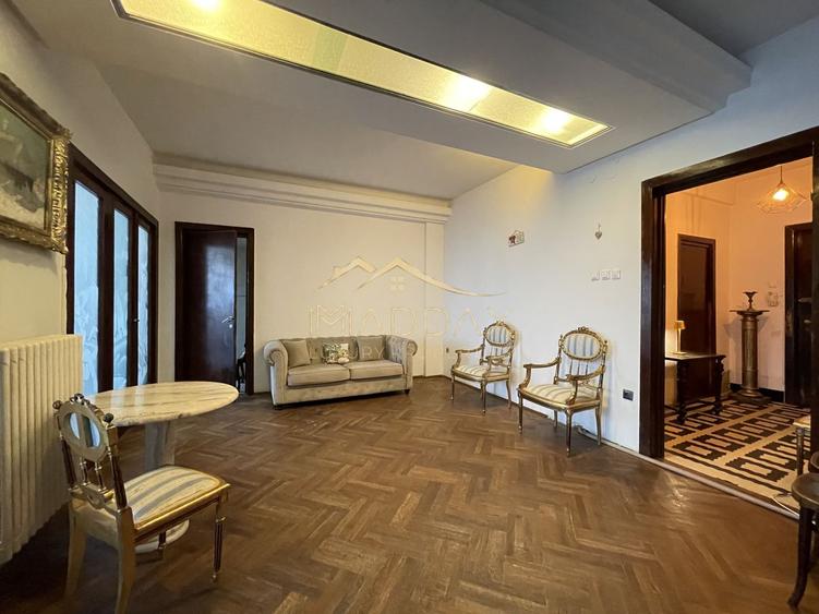 Apartament 5 camere**Oportunitate investitie**Caru"cu Bere//Centrul Istoric