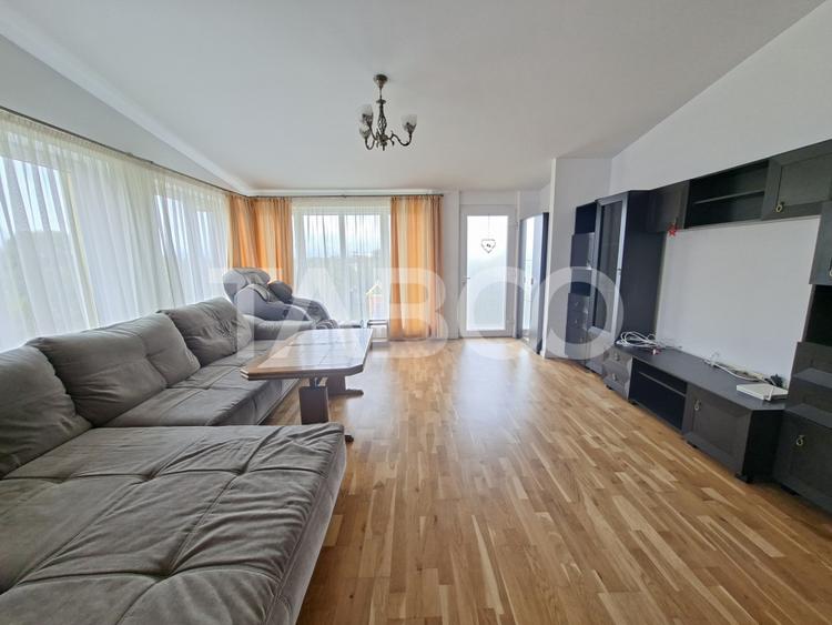 Casa individuala de inchiriat garaj pivnita curte generoasa Strand II
