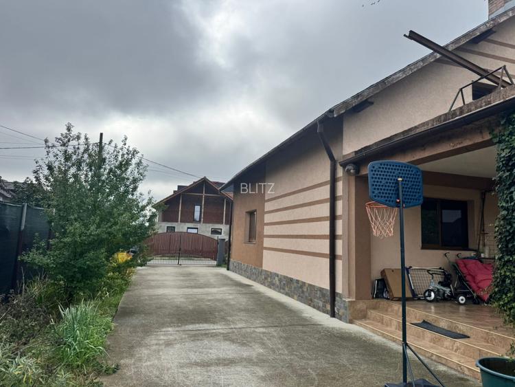 Casă superbă spatioasa intr-o zona linistiota aproape de oras - 4