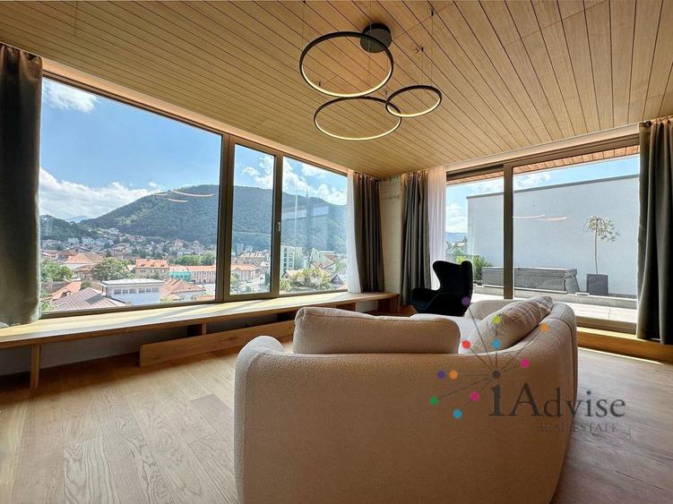 Penthouse de închiriat – Centru Brașov, vedere directă spre Tâmpa