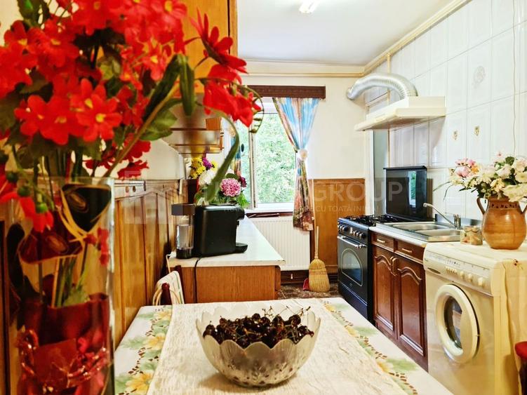 Apartament 3 camere, 2 bai, etj 1, zona Racadau, priveliste superba spre Tampa