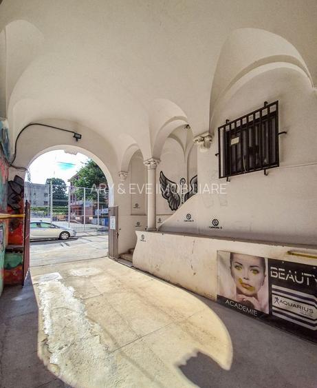 Prestigiu interbelic gradina proprie : Perla ascunsă din Piața Romană - 11