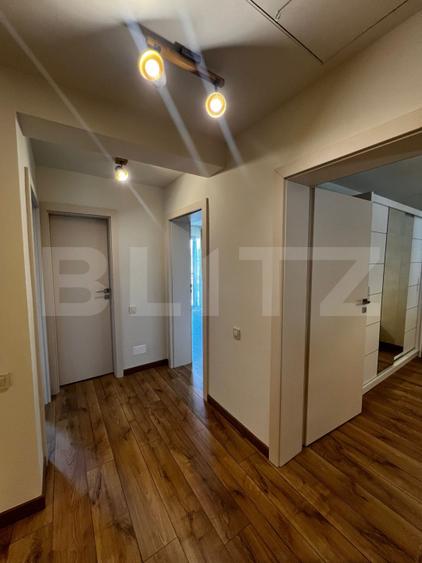 Casa cu 4 camere, 120 mp utili, 250 mp de teren, la liziera padurii