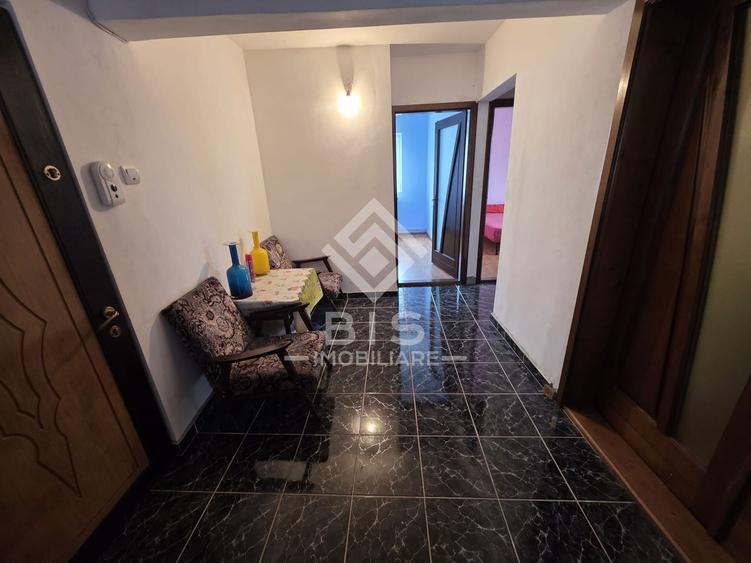 Apartament 3 camere zona Stefan Cel Mare