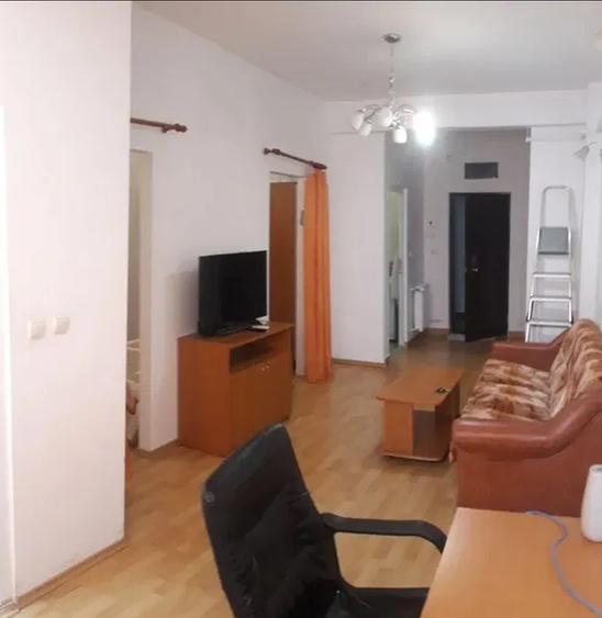 Inchiriez apartament UTA Ared