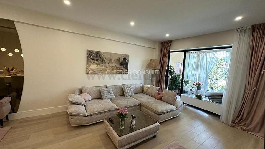 Apartament cu acces la piscina - 4