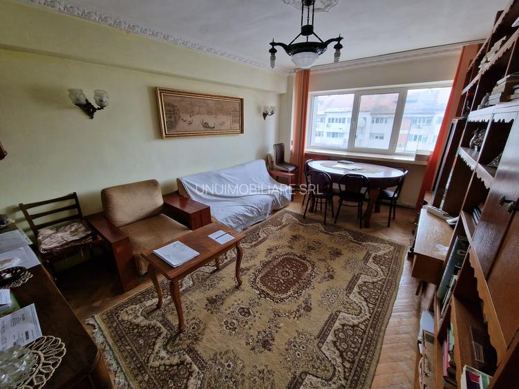 Apartament 3 camere Strada Cuza Voda - etaj 3 - 77 mp - 2