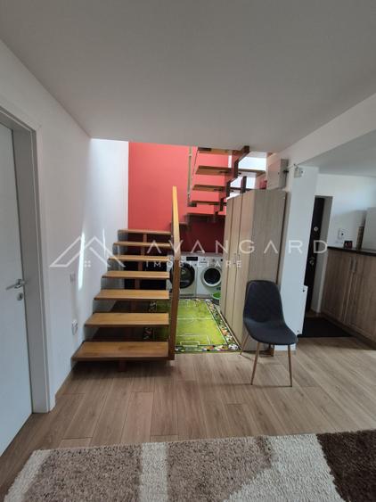 Apartament 4 camere , 3 bai, 2 balcoane, parcare