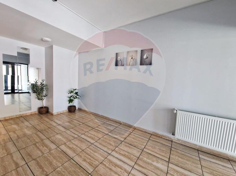 Studio de inchiriat la 450 mde Metrou Mihai Bravu