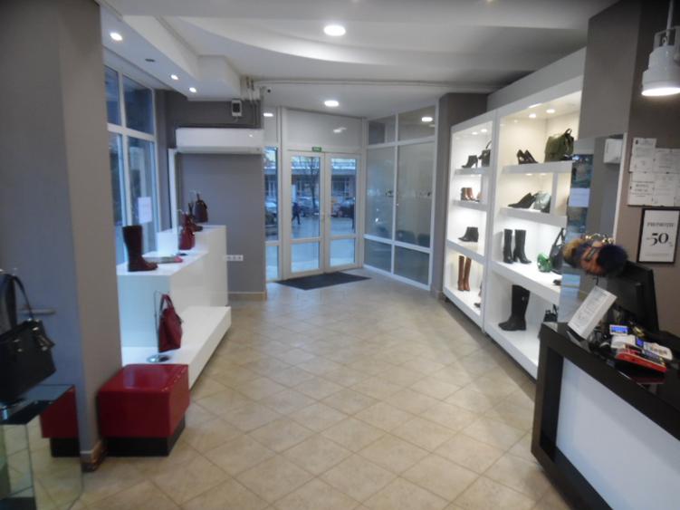 Inchiriez spatiu comercial in Deva, zona ultracentrala , I. Maniu,
