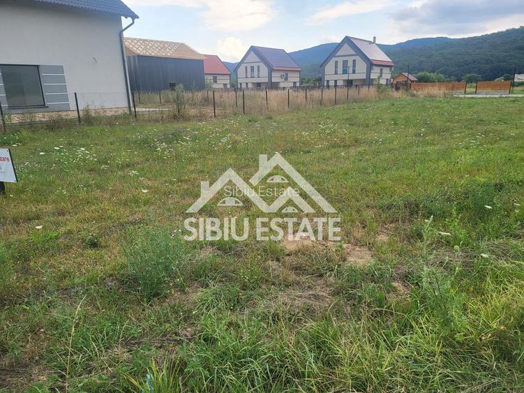Teren intravilan de vanzare aflat la 15 km de Sibiu - 3