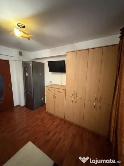 Apartament 3 camere Craiovita noua, bloc nou, loc parcare