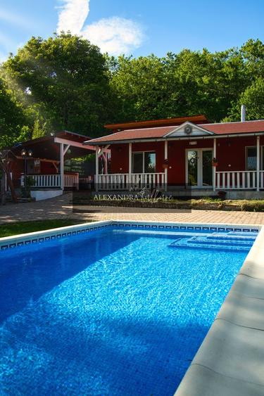 Charming Home By Feleacu, 1582 mp teren. Se accepta schimburi.