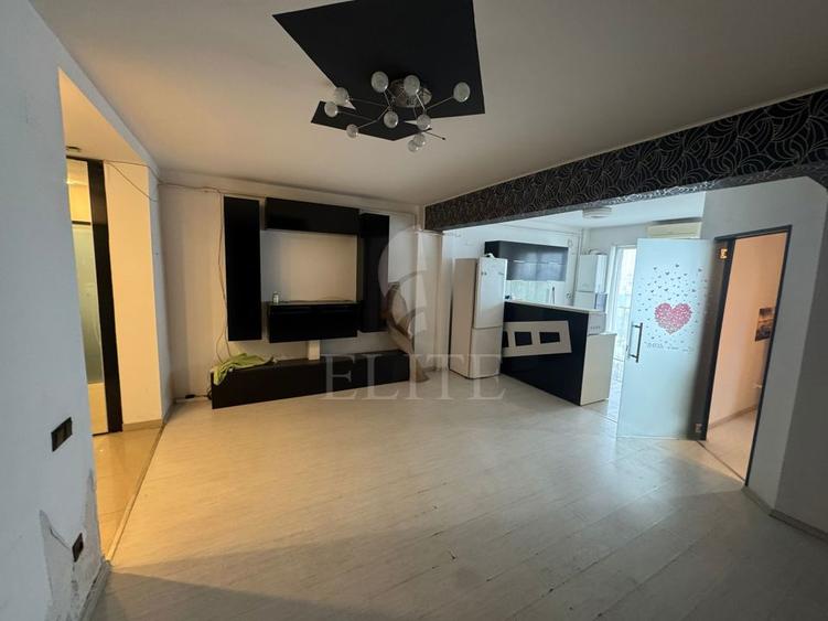 Apartament 2 camere în zona STRAZII CALEA TURZII
