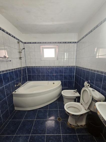 Apartament 3 camere, la 3 minute de UMF, Hasdeu!