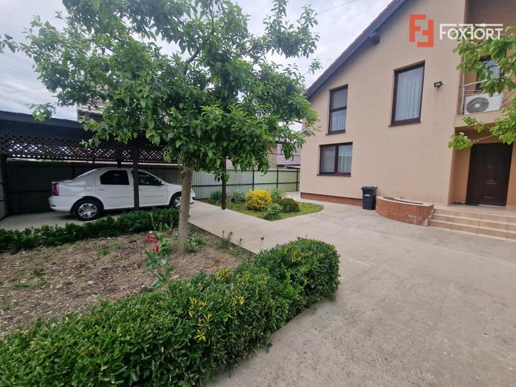 Casa individuala de vanzare cu 5 camere si teren de 2543 mp - Izvin