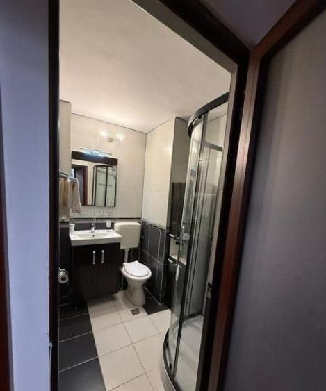 APARTAMENT 4 CAMERE BARCA MOBILAT UTILAT