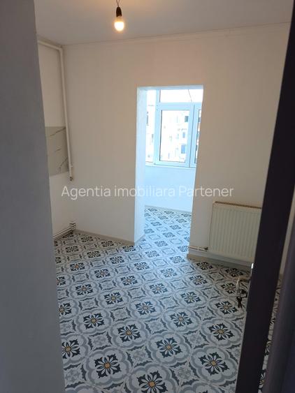 3 camere Exercițiu , RENOVAT / Decomandat / Centrală!