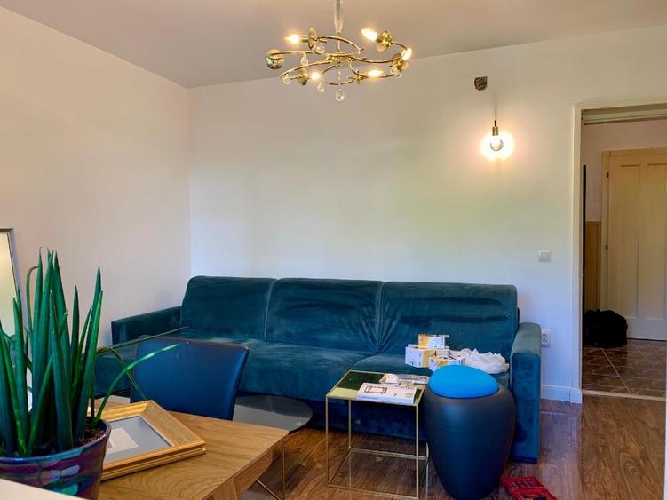 Apartament 3 camere 2 băi etaj 2/4 Cornisa
