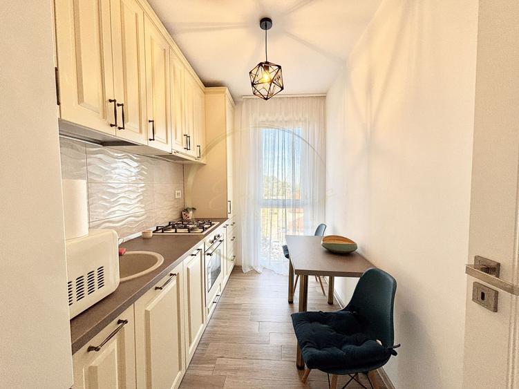 NOU | Apartament 2 camere decomandat - Aradului