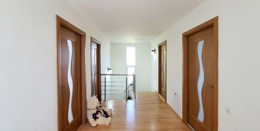 Vila, 3 camere,constructie 2014, teren 547mp, Negoiesti, Prahova, 185.000euro