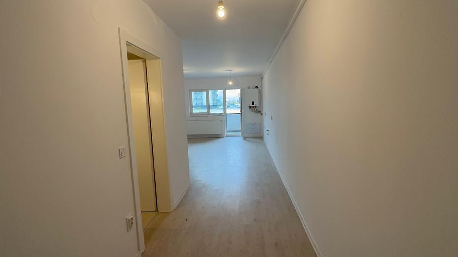 Apartament 4 camere 78 mp utili D-na Stanca Selimbar-Mall